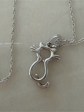 Minimalist Sterling silver Cat Outline Necklace Charming Pendant ATI Italy 925